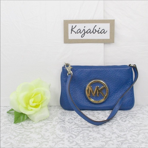 MICHAEL KORS Blue Wristlet - Picture 1 of 7